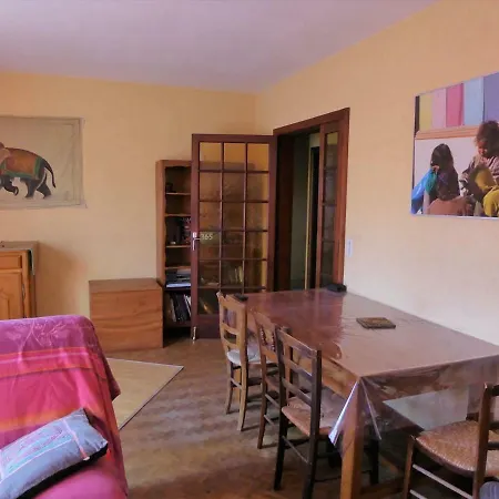 6 Pers Apartment Saint-Amans-Soult